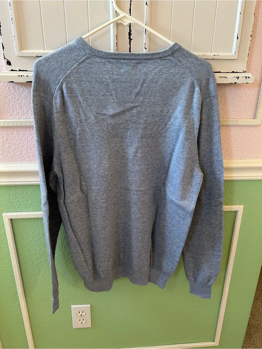 J. Crew Men's V-Neck Sweater in Heather Blue Medium Long Sleeve